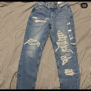 American eagle mom jeans